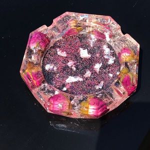 Resin Ashtray w/ dried Flowers